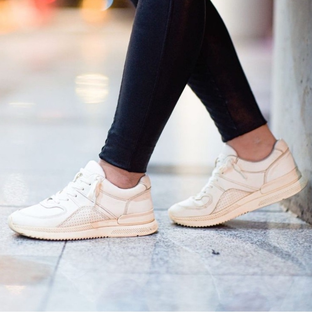 Everlane Tread Trainer Sneaker Blush Cream